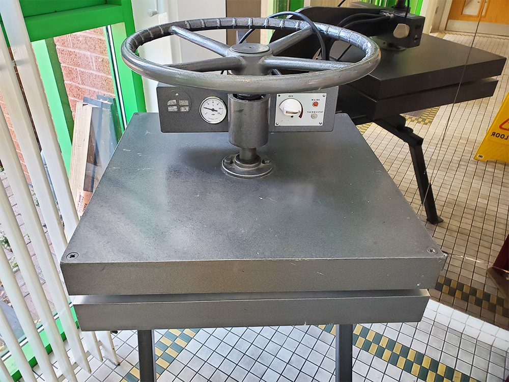 2ND346 Ademco Hard Bed Press 2